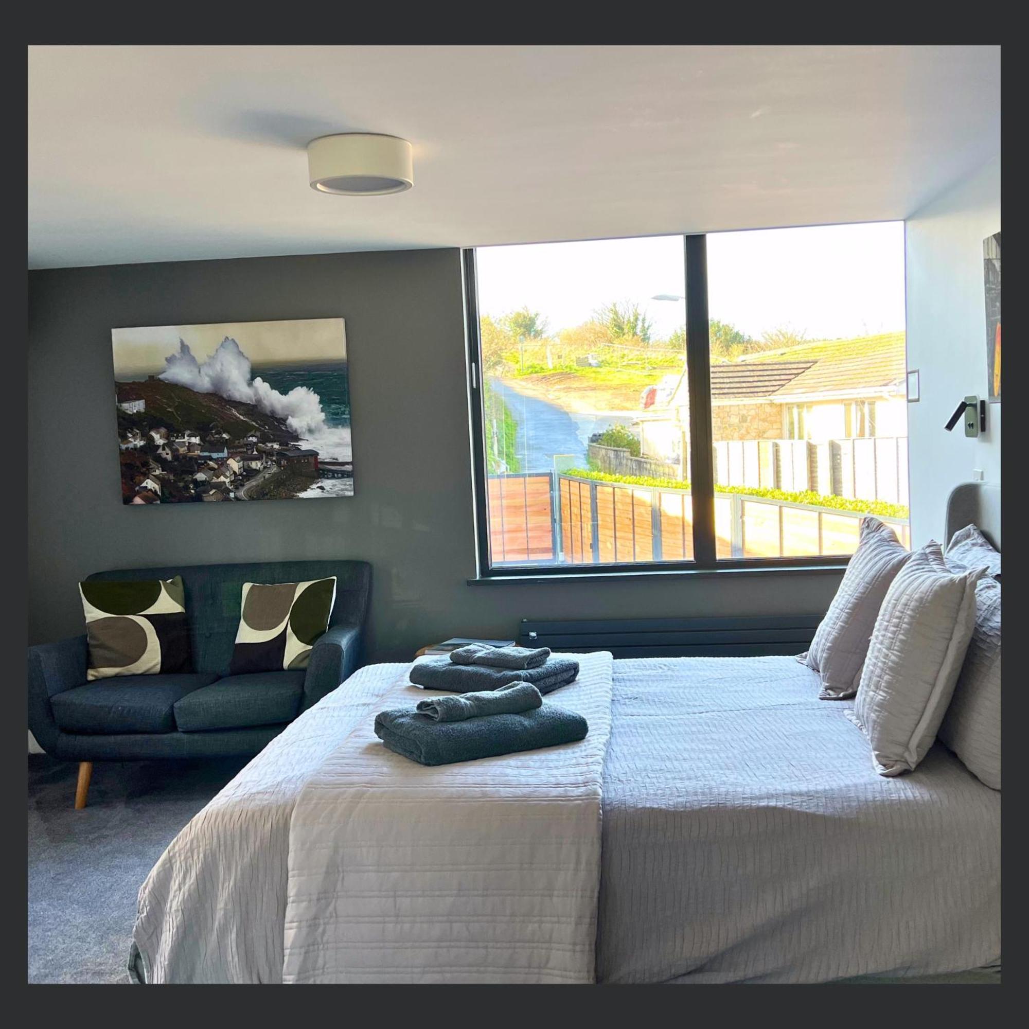 Uno St Ives - Luxury Serviced Accommodation Rum bild