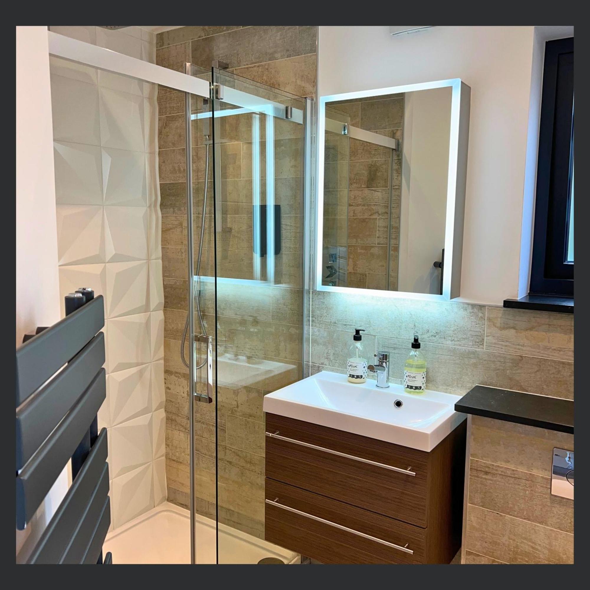 Uno St Ives - Luxury Serviced Accommodation Rum bild